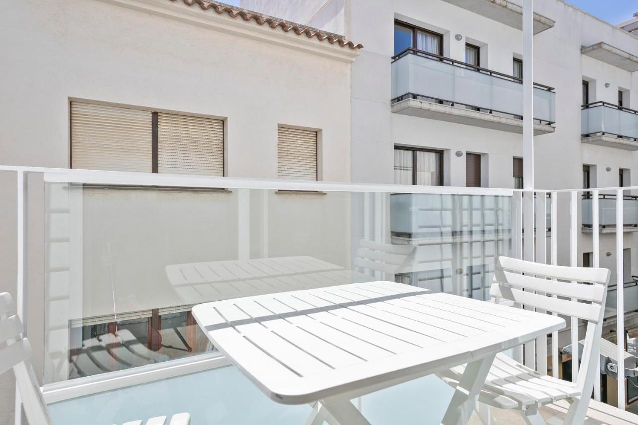 Apartaments Pepita Bandert Cambrils Exterior photo