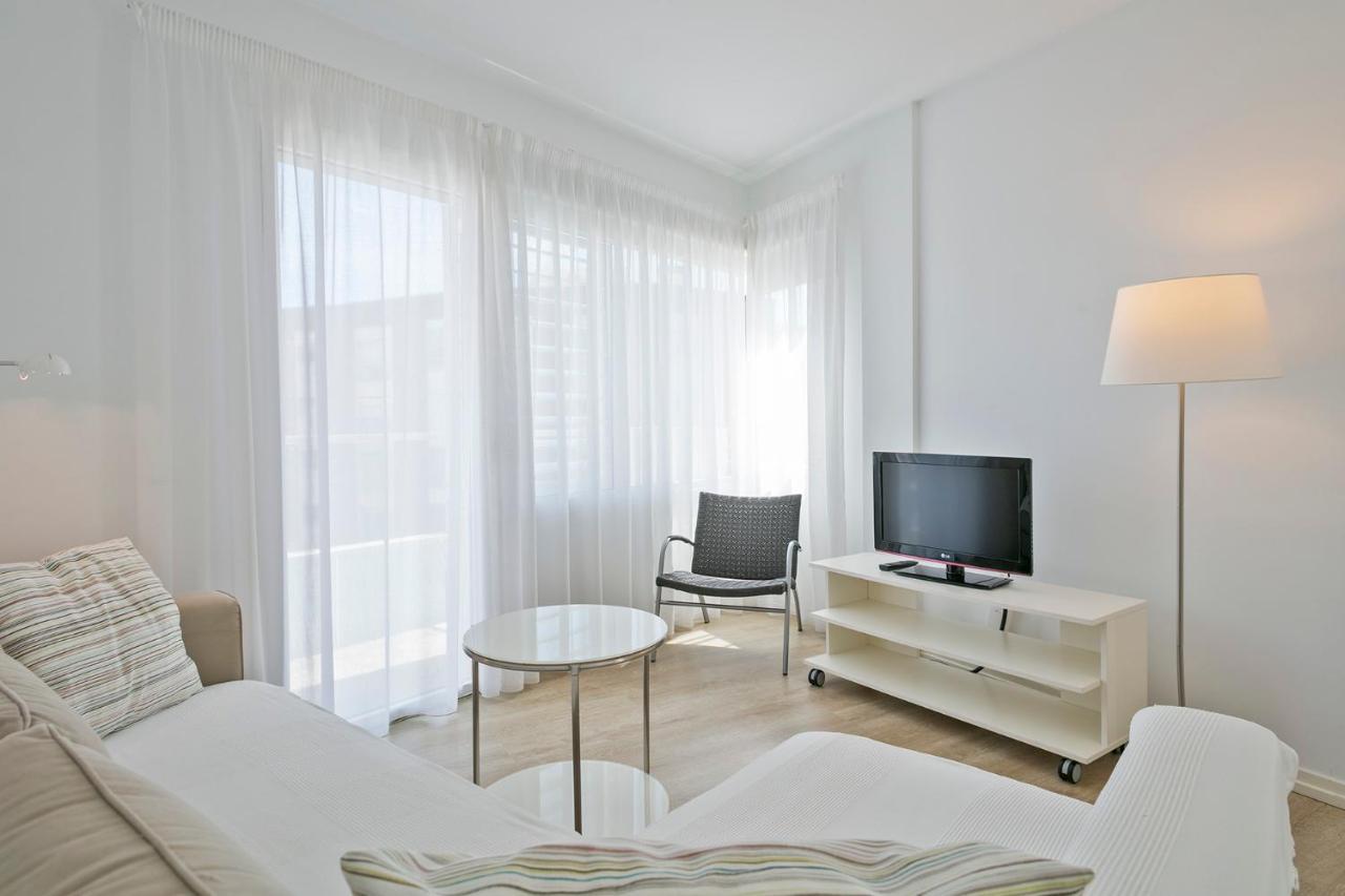Apartaments Pepita Bandert Cambrils Exterior photo