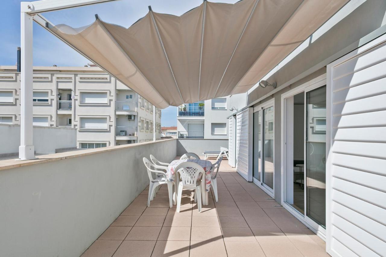 Apartaments Pepita Bandert Cambrils Exterior photo